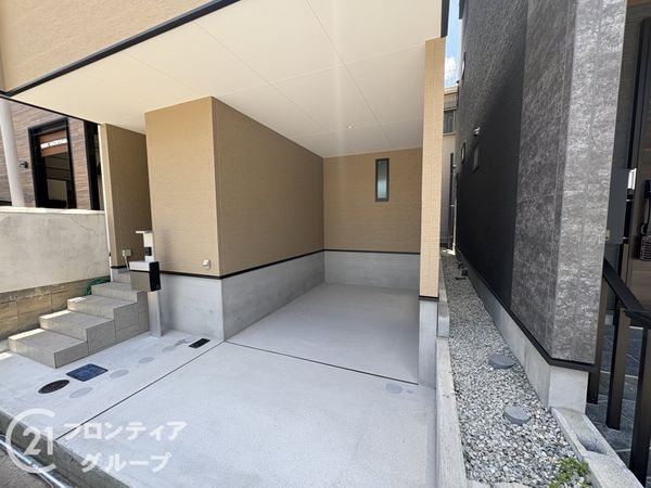 尼崎市菜切山町　新築一戸建て