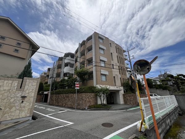 セントラル甲子園口１丁目イプシオン　中古マンション
