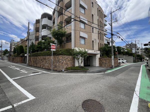 セントラル甲子園口１丁目イプシオン　中古マンション