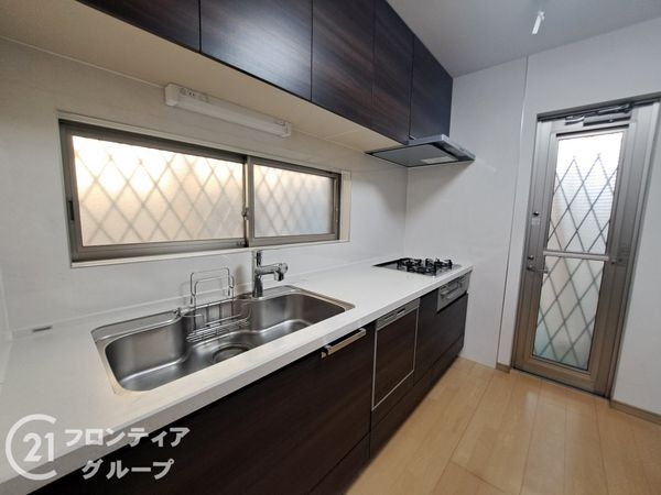 伊丹市北伊丹３丁目　中古一戸建て