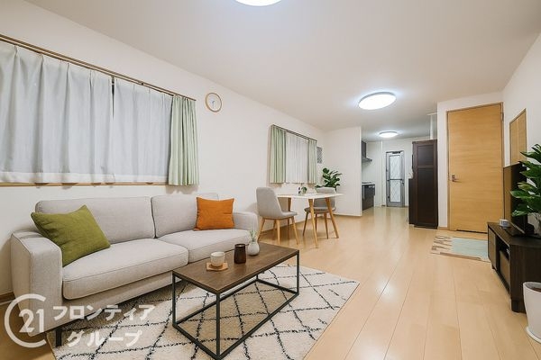 伊丹市北伊丹３丁目　中古一戸建て