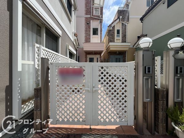 伊丹市荻野７丁目の中古一戸建て