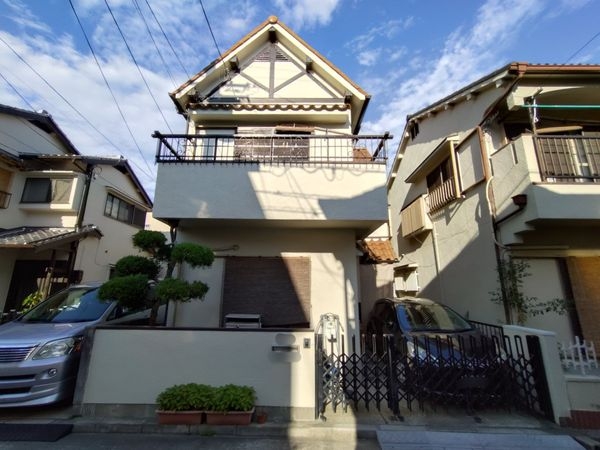 尼崎市西立花町１丁目　中古一戸建て