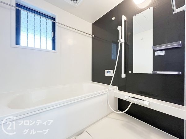 尼崎市食満５丁目　中古一戸建て