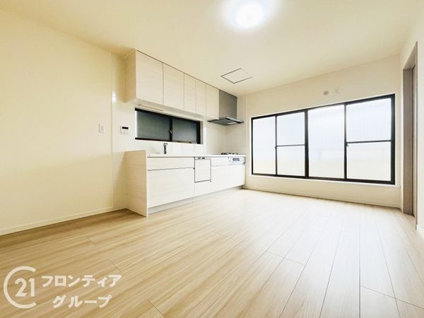 尼崎市西向島町の中古一戸建て