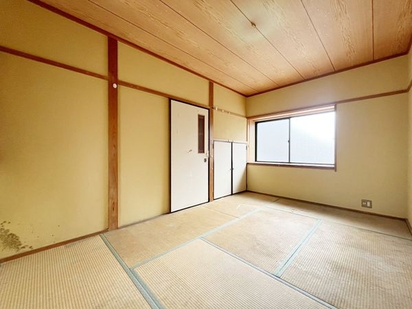 伊丹市寺本６丁目の中古一戸建て