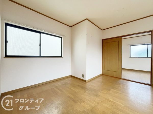 伊丹市寺本６丁目の中古一戸建て