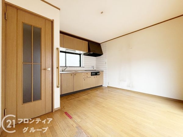 伊丹市寺本６丁目の中古一戸建て