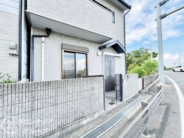 西宮市松並町の中古一戸建て