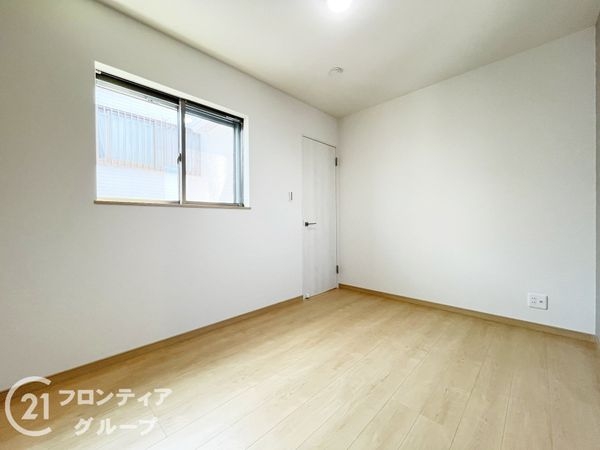 尼崎市西難波町６丁目　新築一戸建て