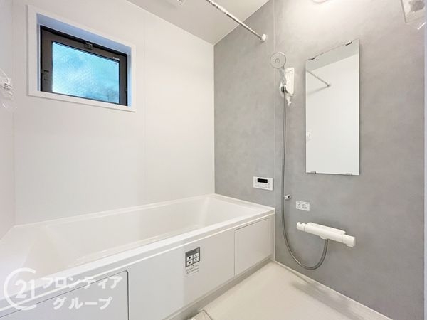 尼崎市西難波町６丁目　新築一戸建て