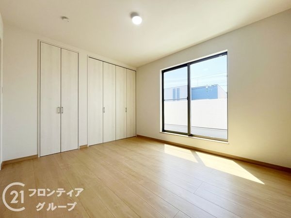 尼崎市西難波町６丁目　新築一戸建て
