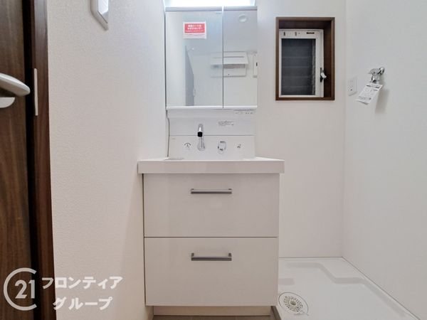 尼崎市次屋３丁目の中古一戸建て