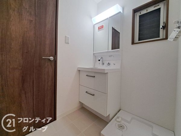 尼崎市次屋３丁目の中古一戸建て