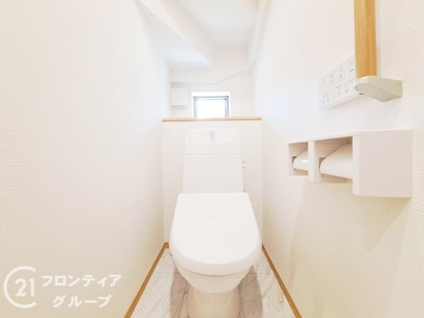 伊丹市松ケ丘４丁目　新築一戸建て　１号棟
