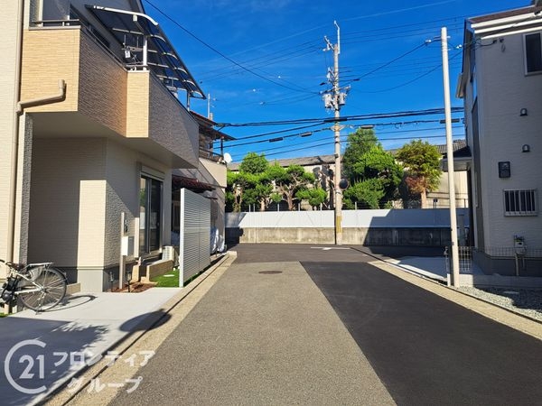 伊丹市松ケ丘４丁目　新築一戸建て　１号棟