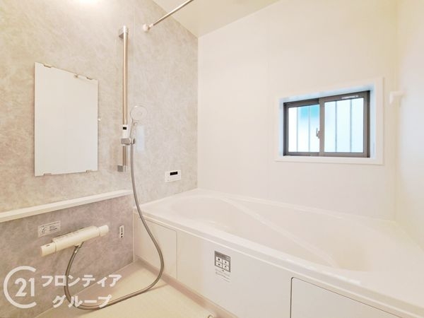 伊丹市松ケ丘４丁目　新築一戸建て　１号棟
