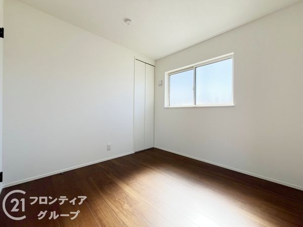 尼崎市額田町　新築一戸建て　全１区画