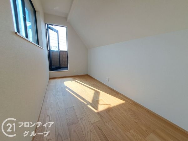 西宮市小曽根町３丁目　新築一戸建て　全１区画