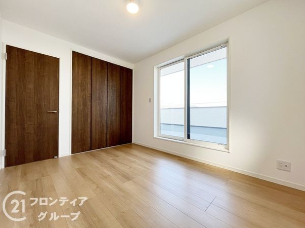 尼崎市額田町　新築一戸建て
