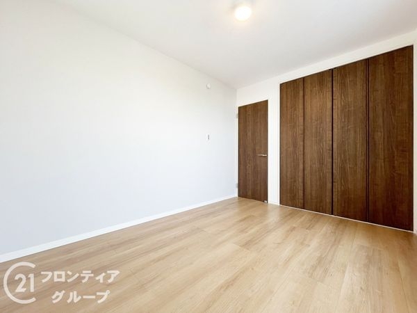 尼崎市額田町　新築一戸建て