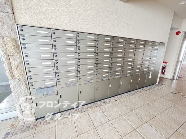 アズ・ワン，リッシュ　中古マンション