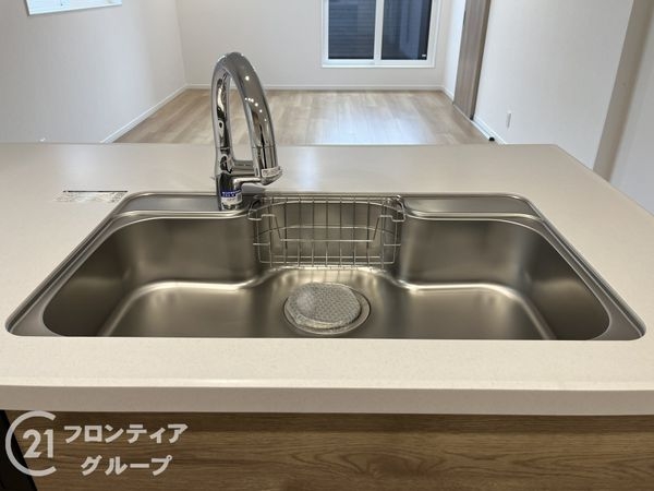 尼崎市大西町３丁目　新築一戸建て　全１区画