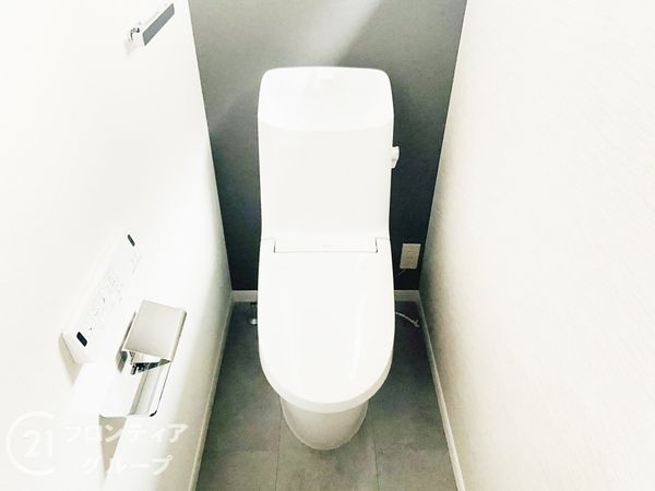 豊中市東豊中町5丁目 新築一戸建て 全1区画(トイレ)