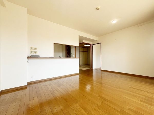 西宮マリナパークシティ・杜のまち2番館 中古マンション(リビング)