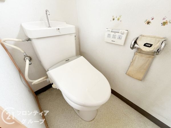 尼崎市東難波町4丁目の中古一戸建て(トイレ)