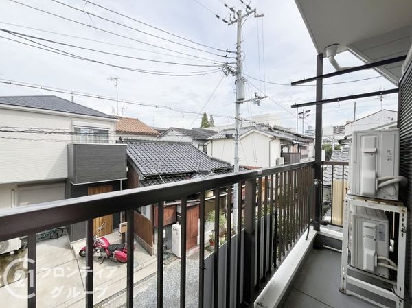 尼崎市東難波町4丁目の中古一戸建て(バルコニー)