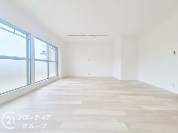 コープ野村伊丹昆陽A棟 中古マンション(リビング)