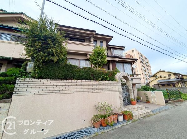 伊丹市野間２丁目の中古一戸建て