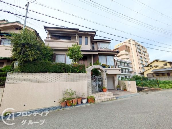 伊丹市野間２丁目の中古一戸建て