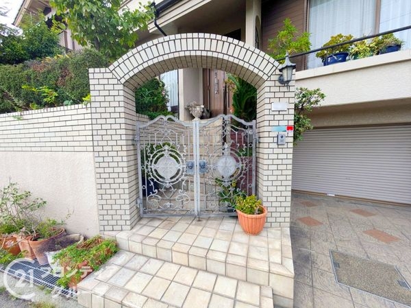 伊丹市野間２丁目の中古一戸建て
