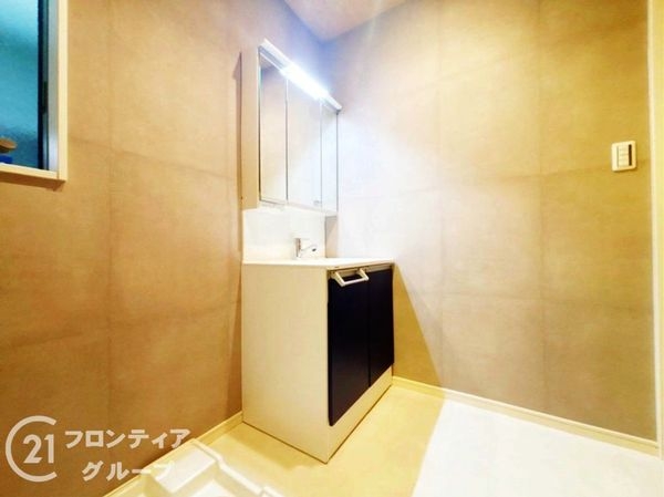 尼崎市西難波町６丁目の中古一戸建て