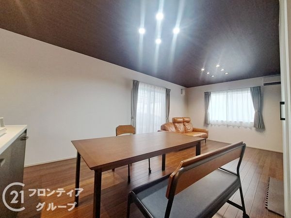 伊丹市荻野２丁目の中古一戸建て