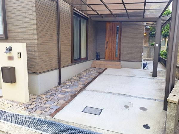 伊丹市荻野２丁目の中古一戸建て