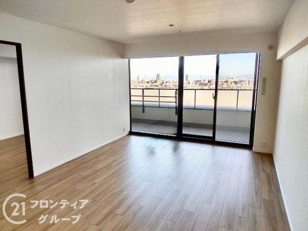フェスタ立花南館イースト　中古マンション