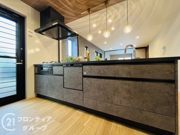 尼崎市西難波町１丁目　新築一戸建て　全１区画