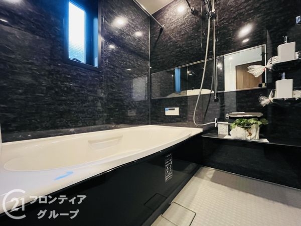 尼崎市西難波町１丁目　新築一戸建て　全１区画
