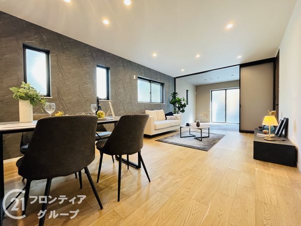 尼崎市西難波町１丁目　新築一戸建て　全１区画