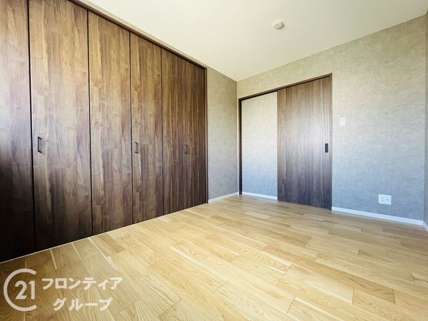尼崎市西難波町１丁目　新築一戸建て　全１区画