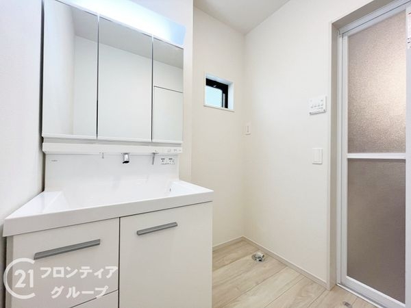 尼崎市大島１丁目　新築一戸建て　１期　１号棟