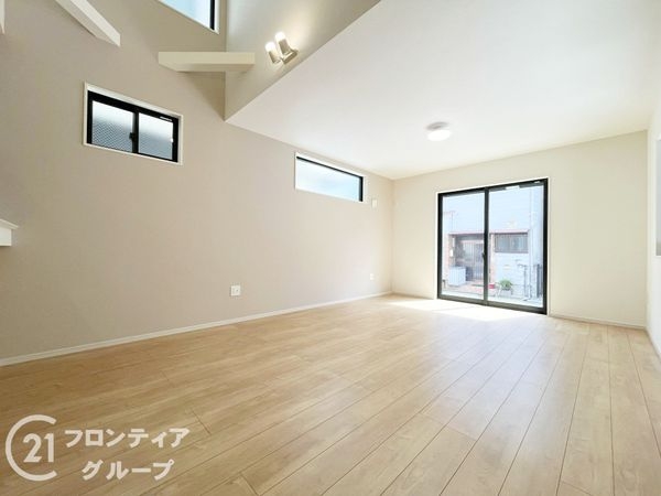 尼崎市大島１丁目　新築一戸建て　１期　２号棟