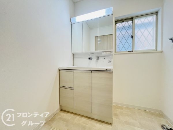 西宮市荒木町の中古一戸建て