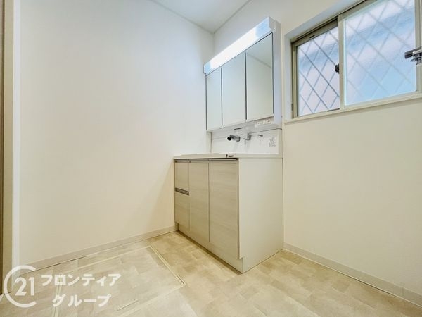 西宮市荒木町の中古一戸建て