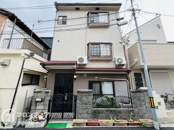 尼崎市神田中通８丁目　中古一戸建て