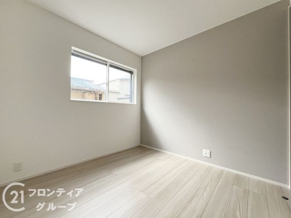 尼崎市西立花町４丁目　新築一戸建て　全１区画