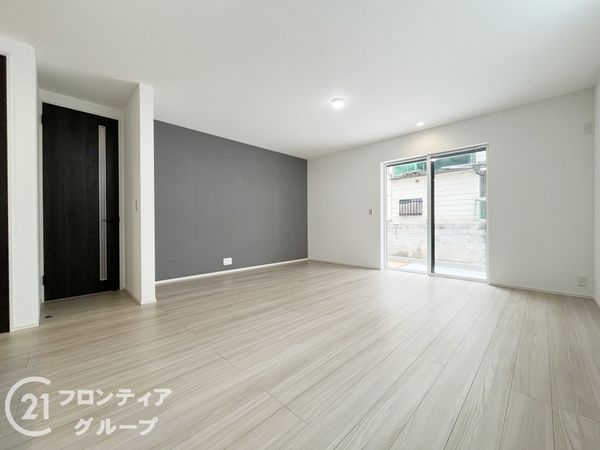 尼崎市西立花町４丁目　新築一戸建て　全１区画